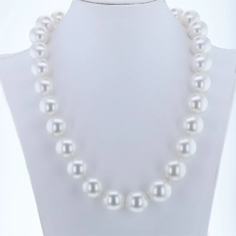 Ladies necklaces double halo designs-Pearl & Diamond Necklace