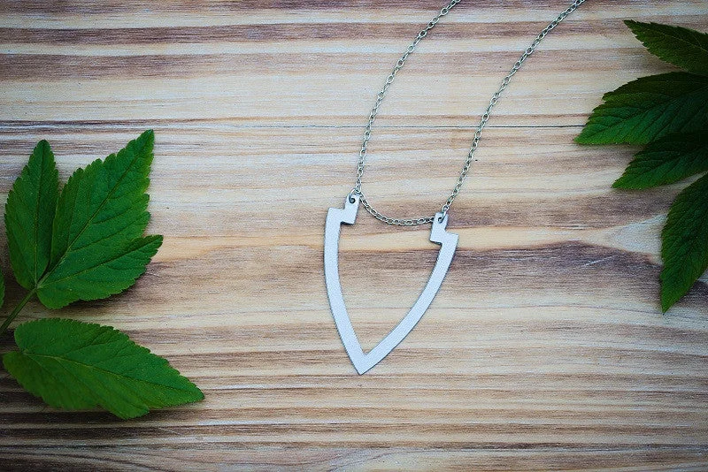 Ladies necklaces timeless craft styles-Arrowhead Necklace Silver