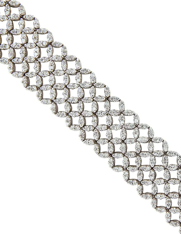 Ladies bracelets quiet luxury bracelets-18k White Gold and Diamond Lattice Patterned Bracelet