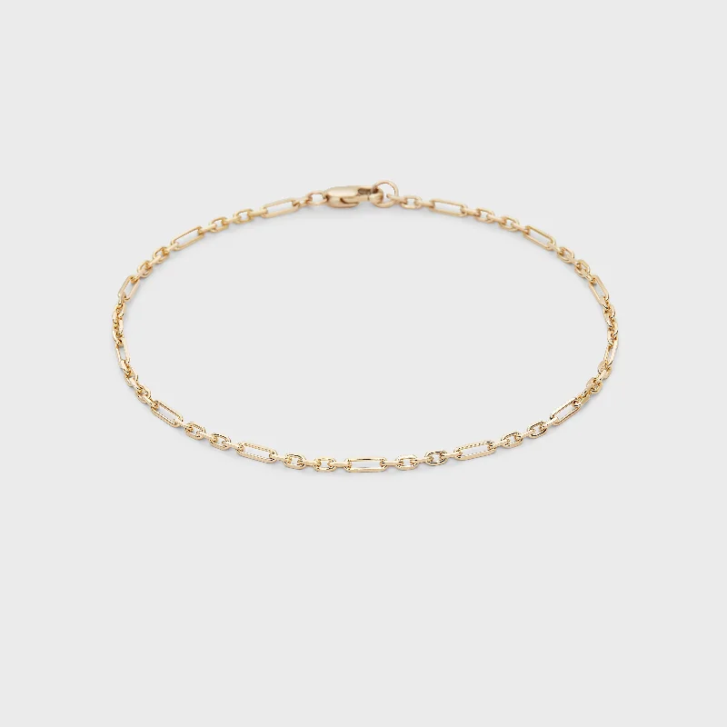 Ladies bracelets special occasion designs-Oro Chain Bracelet