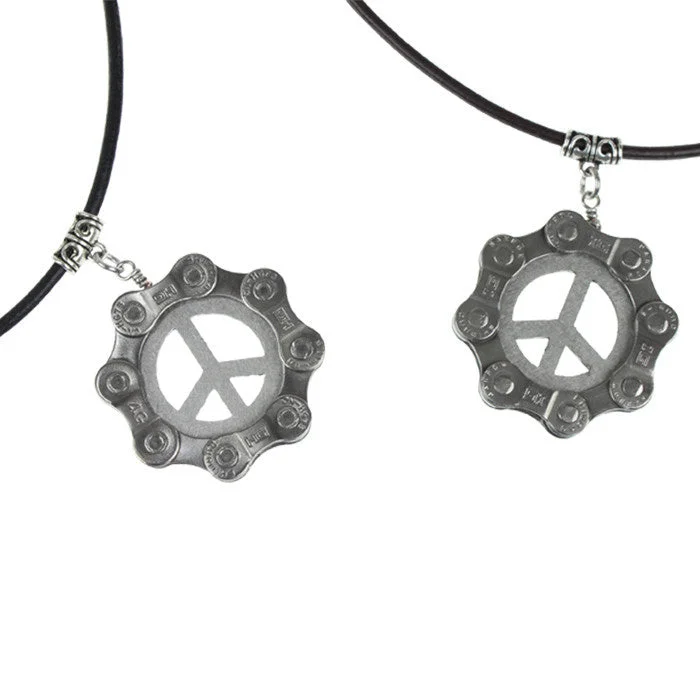 Ladies necklaces hypoallergenic materials-Chain Link Peace Sign Necklace - Wholesale