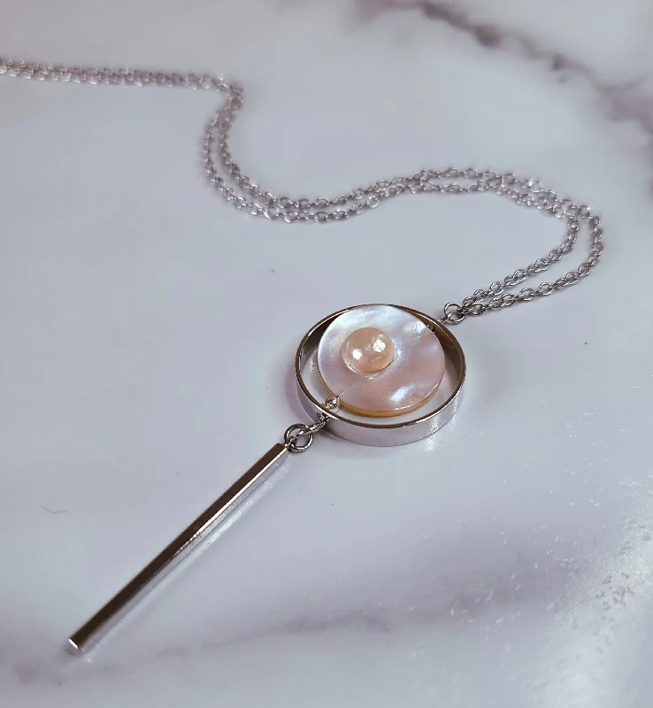 Ladies necklaces oval cut pendant styles-Nestled Pearl Necklace