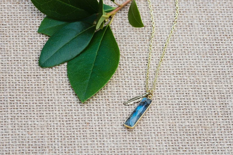 Ladies necklaces Independence Day designs-Petite Labradorite Necklace